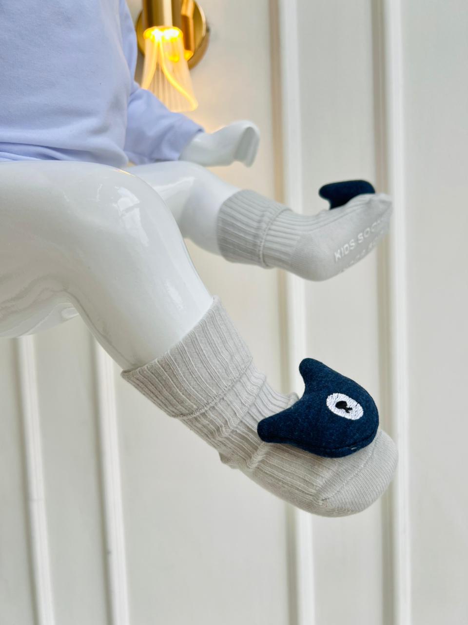 MEDIAS LARGAS SUAVES PARA BEBE - DISEÑO DECORATIVO - TALLA