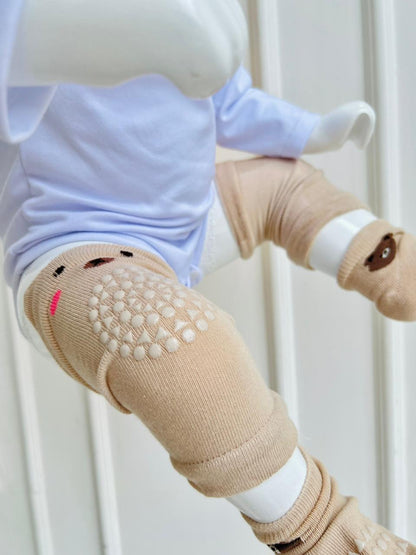 RODILLERA CON MEDIA ANTIDESLIZANTE - OSITO COLOR BEIGE ARENA