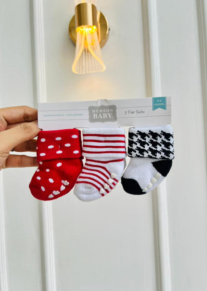 SET MEDIAS BASICAS PARA BEBE - 3 PARES 0 A 6 MESES