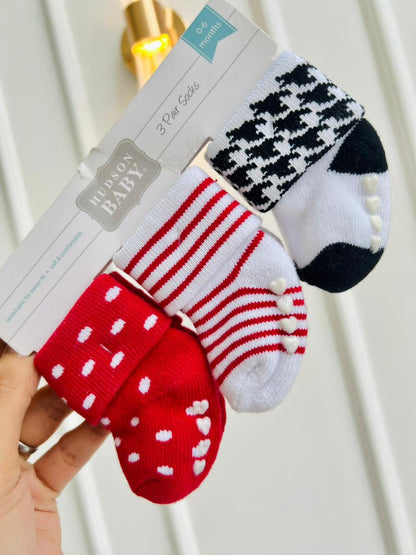 SET MEDIAS BASICAS PARA BEBE - 3 PARES 0 A 6 MESES