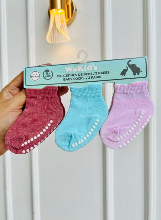 SET MEDIAS BASICAS PARA BEBE - 3 PARES 6 A 12 MESES