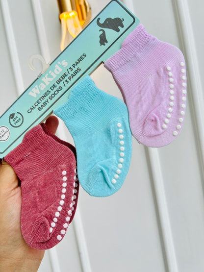 SET MEDIAS BASICAS PARA BEBE - 3 PARES 6 A 12 MESES