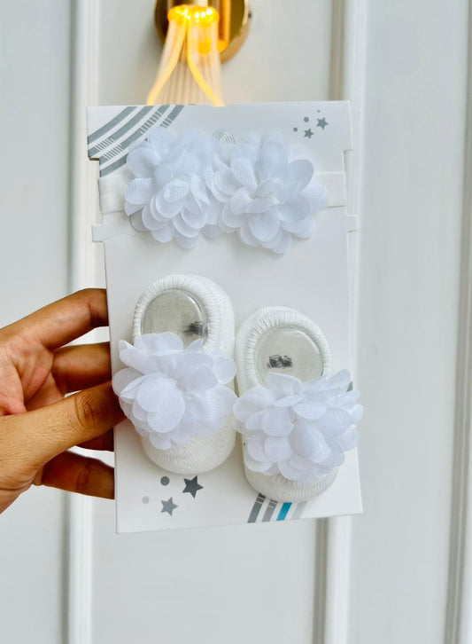 SET BALERINAS ANTIDESLIZANTES CON DIADEMA - FLORAL BLANCO