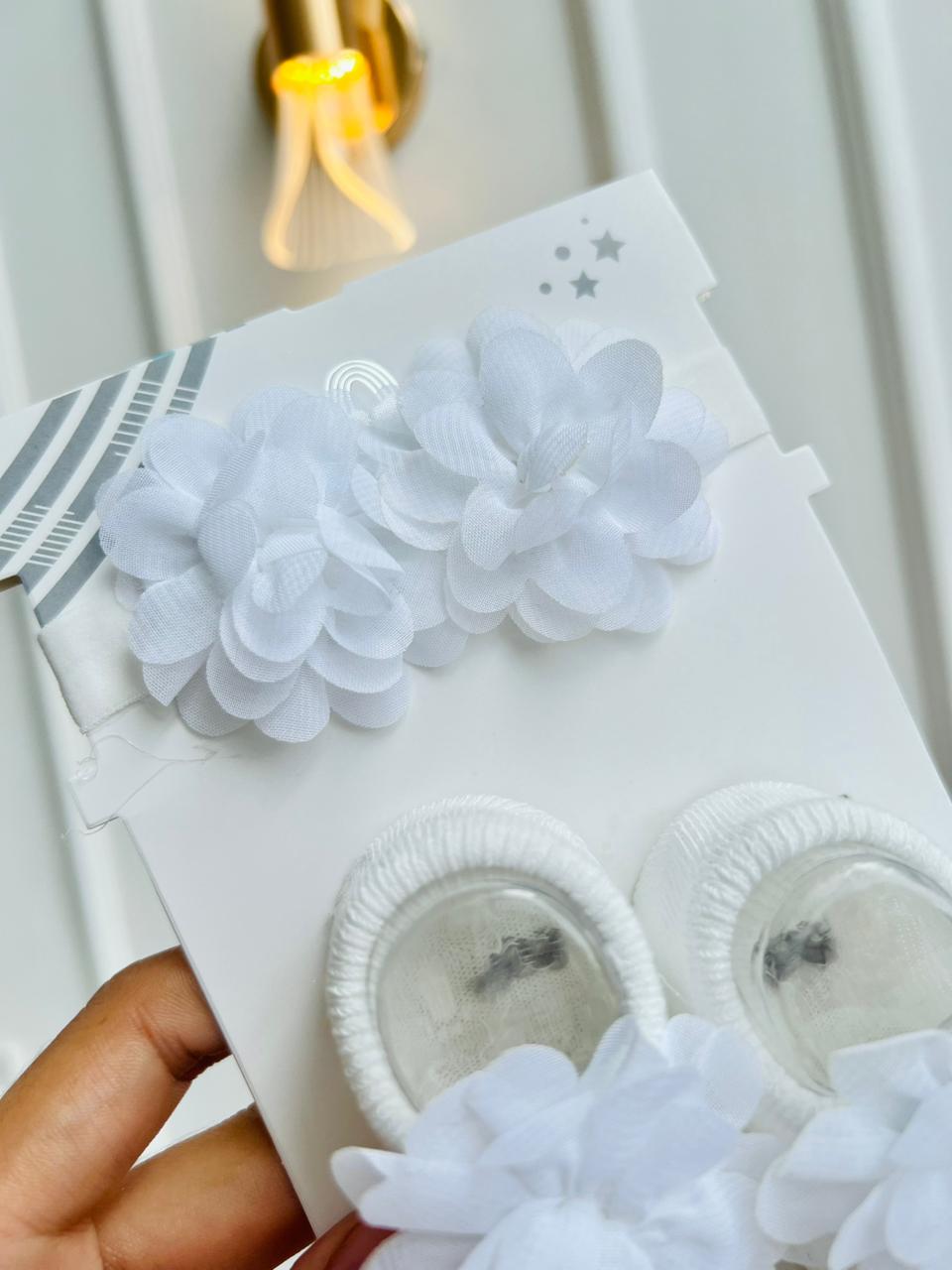 SET BALERINAS ANTIDESLIZANTES CON DIADEMA - FLORAL BLANCO