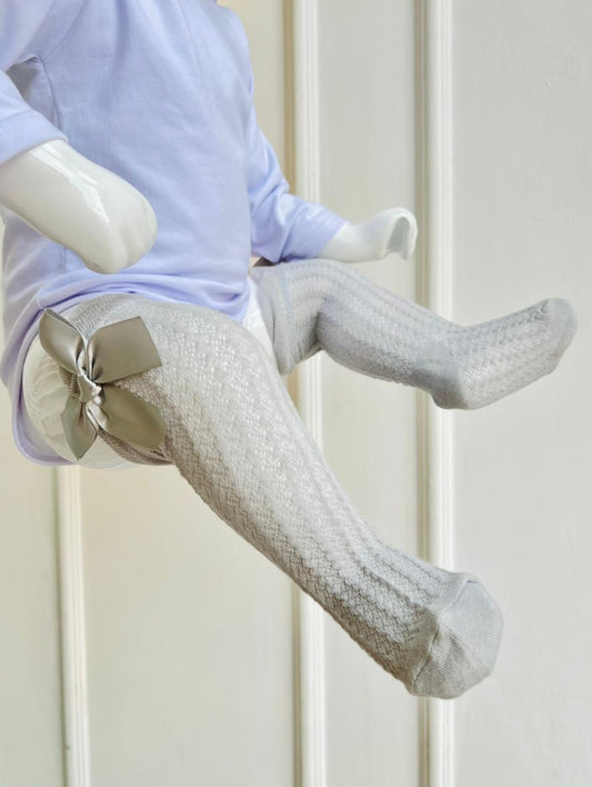 MEDIAS ESPAÑOLAS PARA BEBE CON LAZO - COLOR GRIS - TALLA M