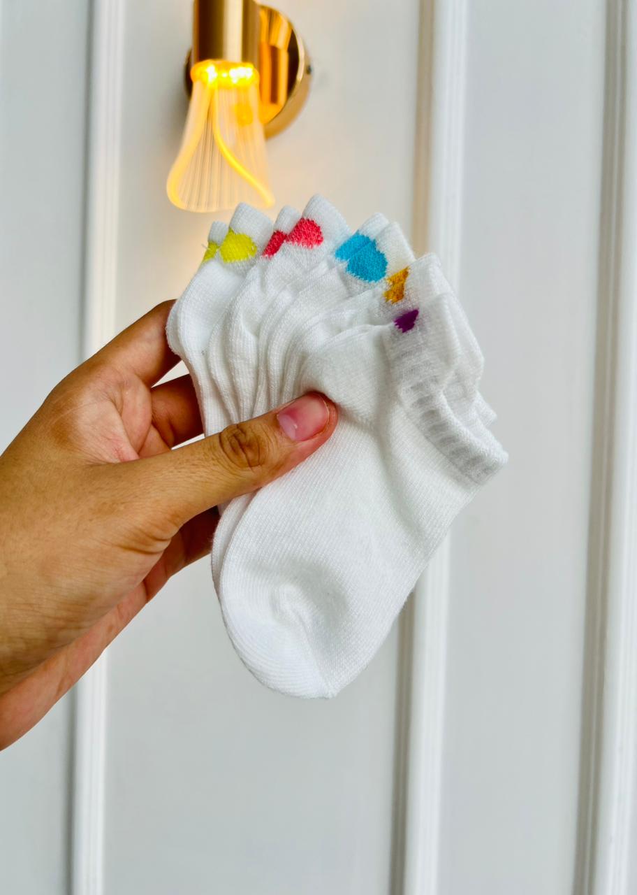 SET DE MEDIAS CORTAS PARA BEBÉ - DISEÑO CORAZONES