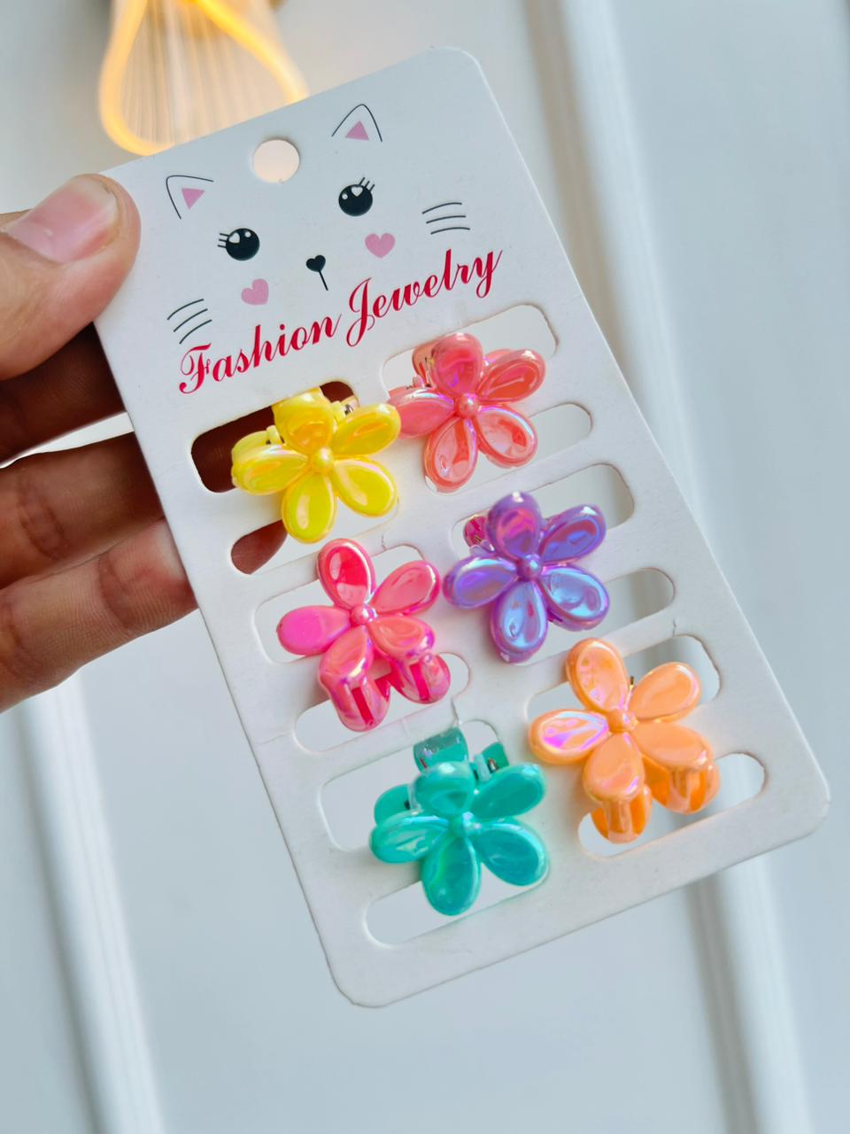 SET DE GANCHOS PARA NIÑA - DISEÑO FLORES - COLORES PASTEL