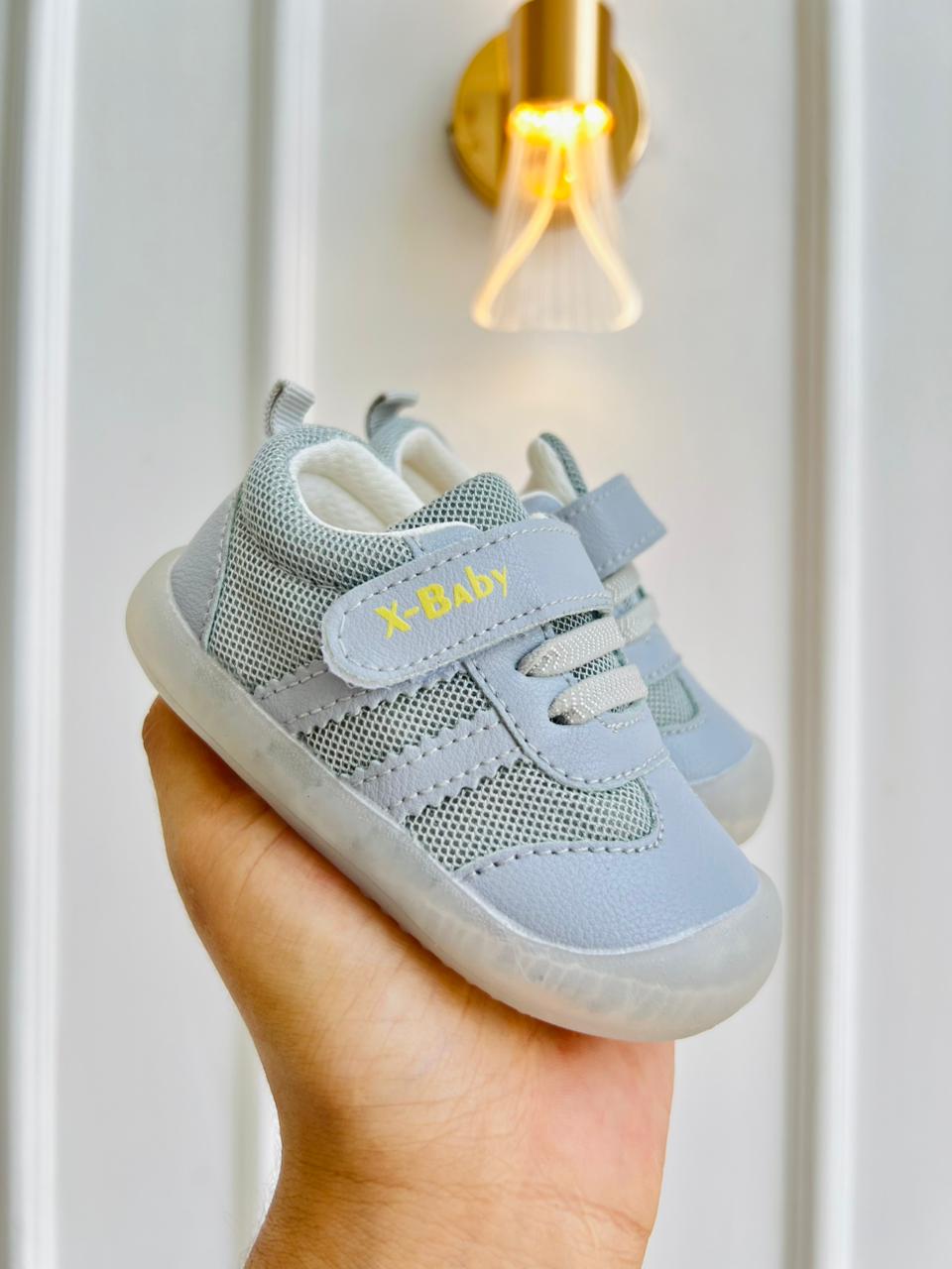 ZAPATOS PARA BEBÉ - TALLA 15