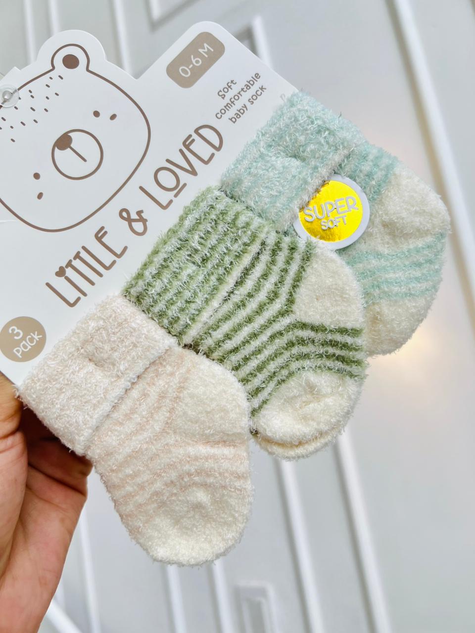 SET MEDIAS PLUSH ¨LITTLE & LOVE¨ X3 - 0 A 6 MESES