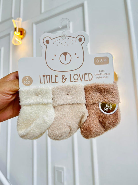 SET MEDIAS PLUSH ¨LITTLE & LOVE¨ X3 - 0 A 6 MESES