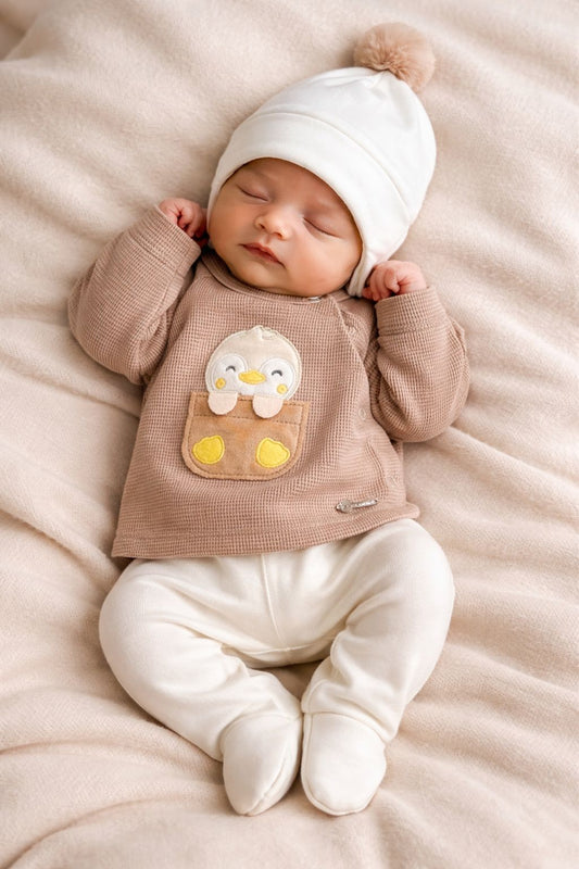 SET PRIMER DIA PARA RECIEN NACIDA - 8 PIEZAS EN ALGODON SUAVE