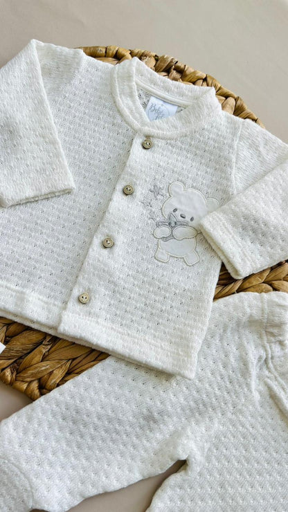 SET COMPLETO PREMIUM PARA RECIÉN NACIDO – PUREZA, SUAVIDAD Y ELEGANCIA DESDE EL PRIMER DÍA