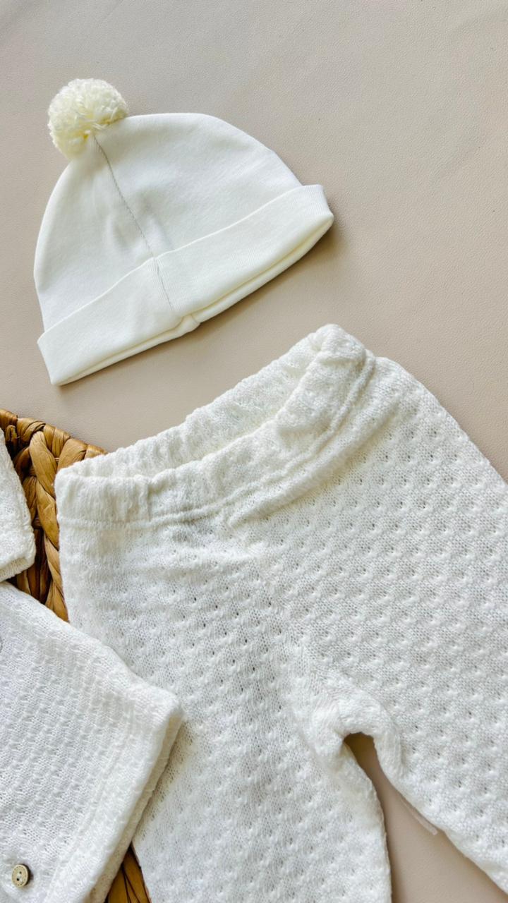 SET COMPLETO PREMIUM PARA RECIÉN NACIDO – PUREZA, SUAVIDAD Y ELEGANCIA DESDE EL PRIMER DÍA