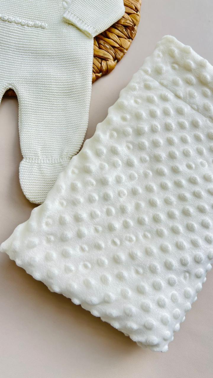 SET MARA TEJIDO PREMIUM - CONEJITA Y AMOR PURA - COLOR BLANCO