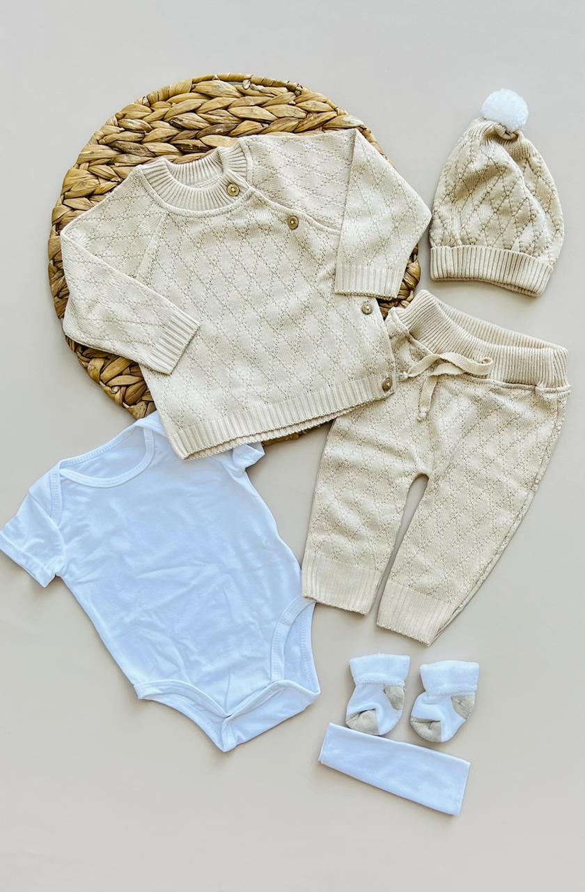 SET DE LUJO PARA BEBÉ – 6 PIEZAS - TONO BEIGE CLÁSICO