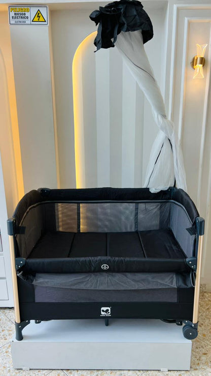Corral Dubai Coolbaby 5 en 1 con Cambiador, Moisés y Mecedora — Negro