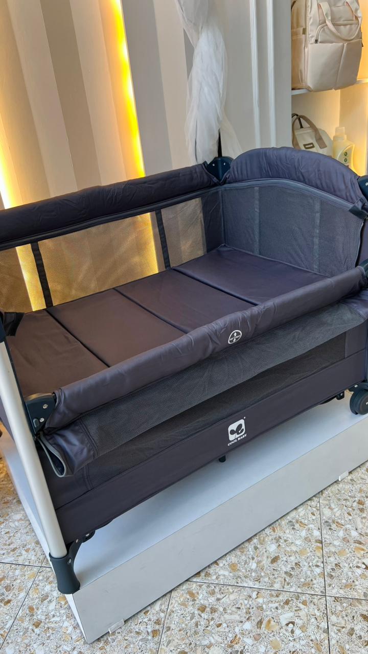 Corral Dubai Coolbaby 5 en 1 con Cambiador, Moisés y Mecedora — Gris