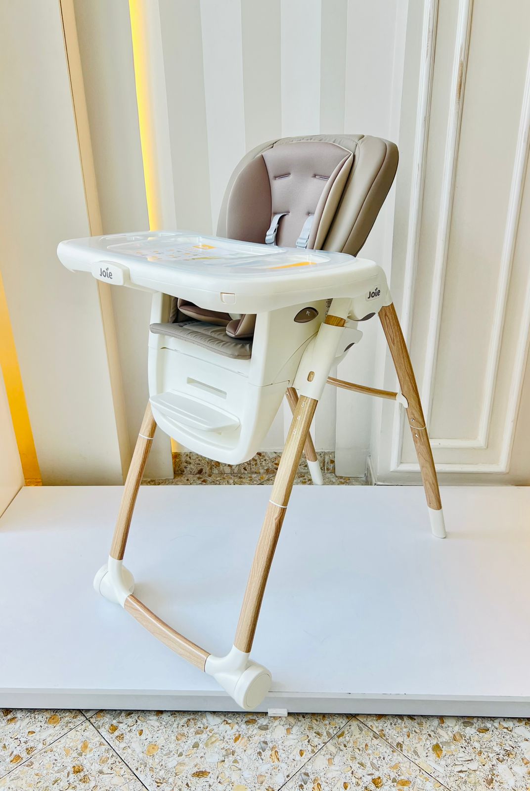 SILLA COMEDOR EUROPEA 6 EN 1 JOIE