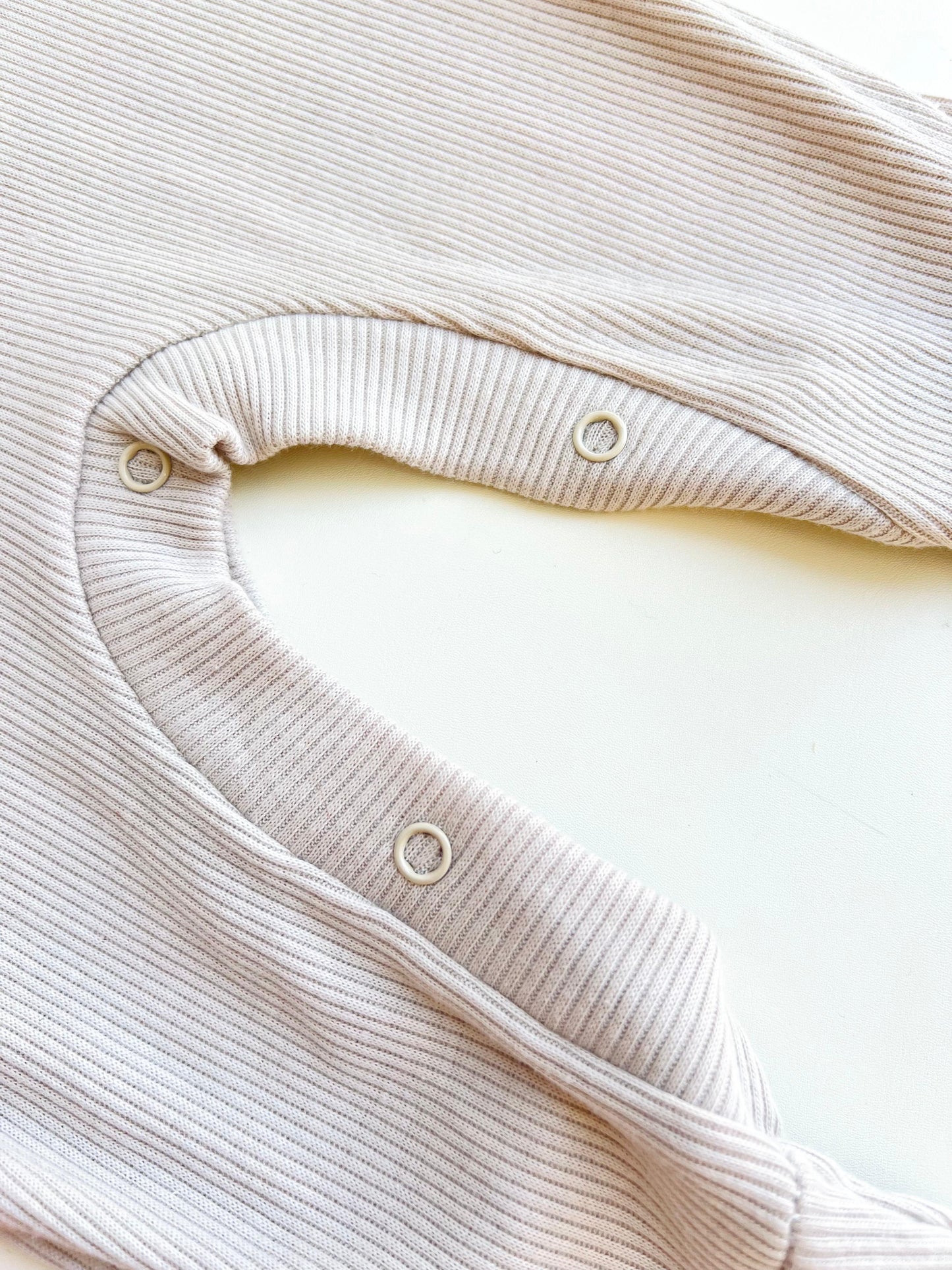 ENTERIZO NAVIDEÑO DE RENITO CON GORRO