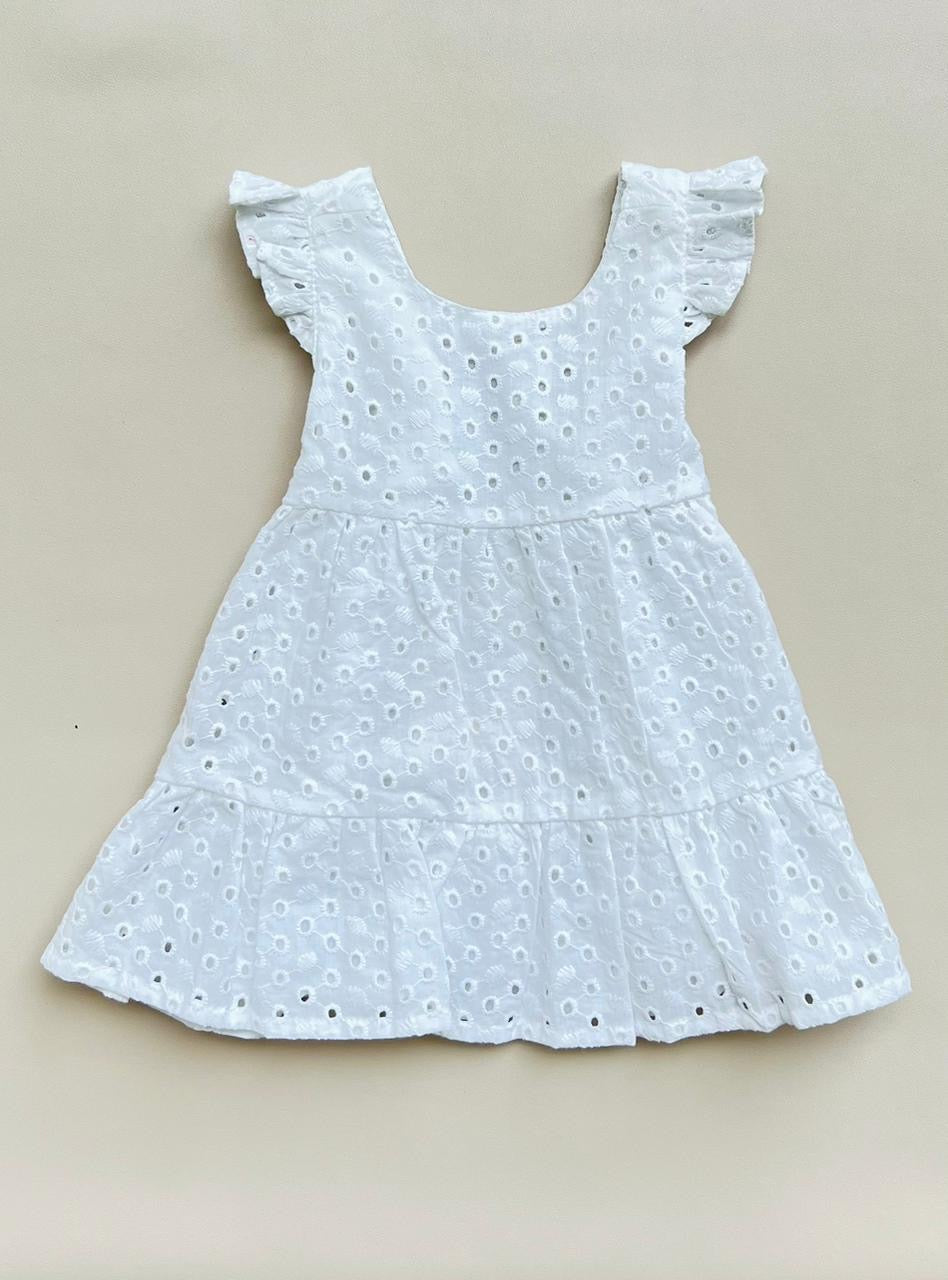 VESTIDO EUROPEO DE OJALILLO LOSAN