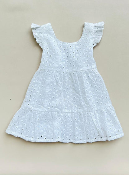 VESTIDO EUROPEO DE OJALILLO LOSAN