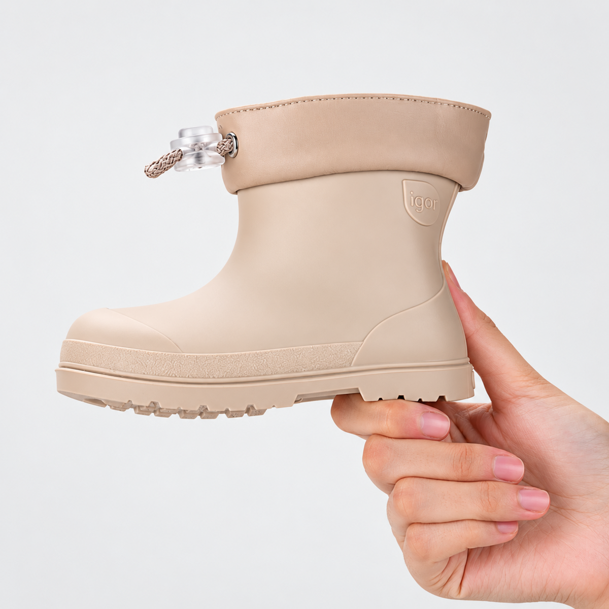 Perfil de bota de agua Igor Mendi beige