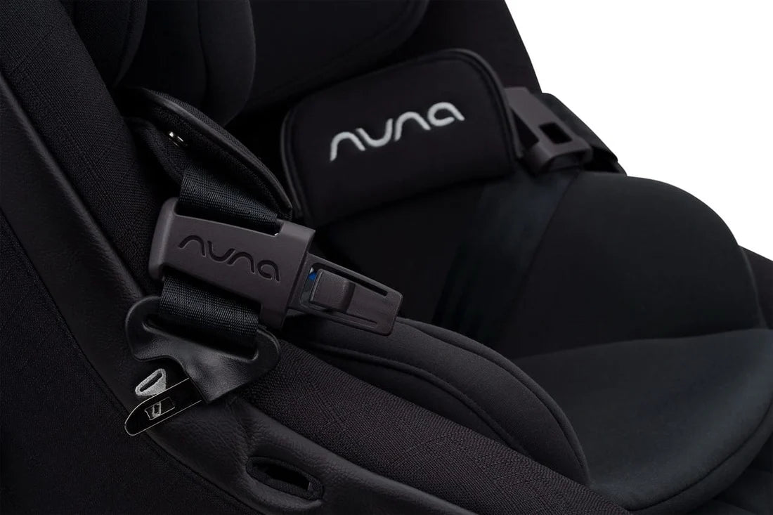 Nuna REVV Maxx – Silla de Auto Convertible Giratoria Midnight