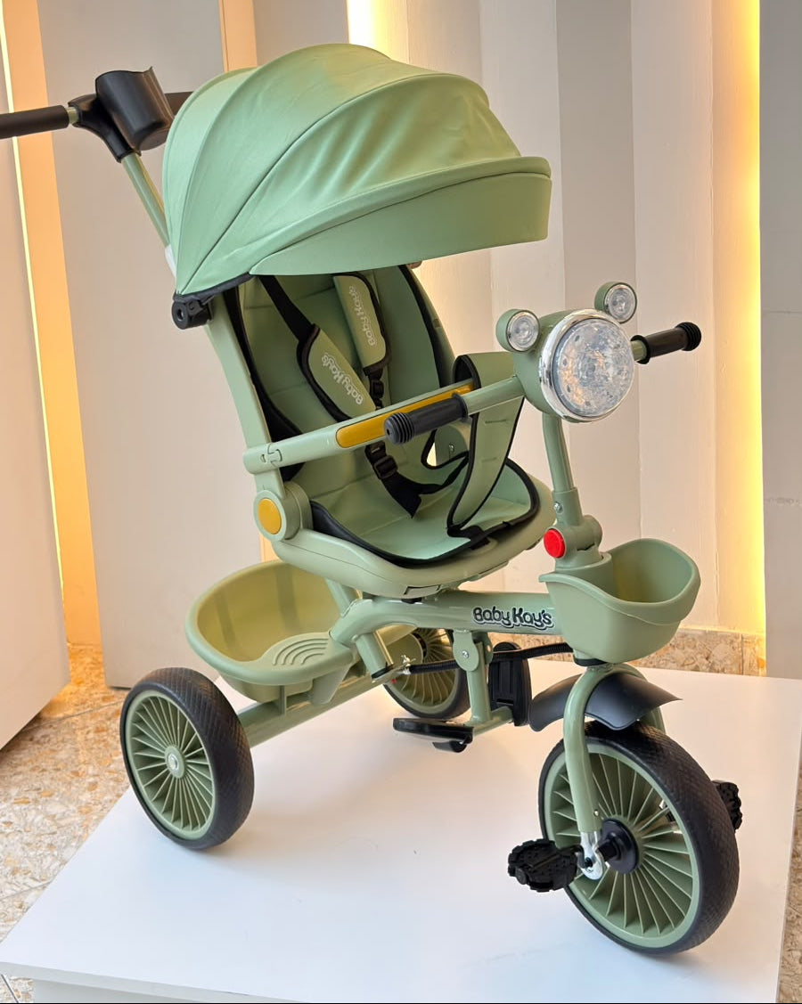 Triciclo Mickey verde salvia con capota y manija de empuje